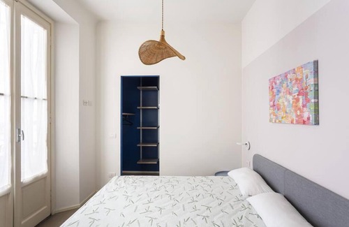 Lazzaretto Apartment | Central and Glamour home!