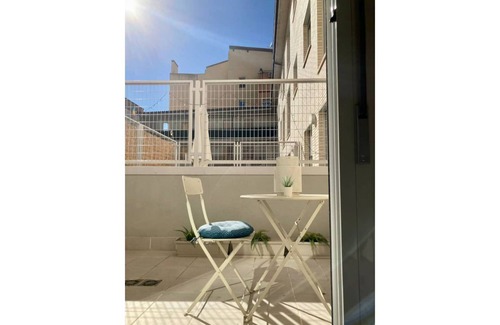 San Pablo Apartment | Central apartment with private parking