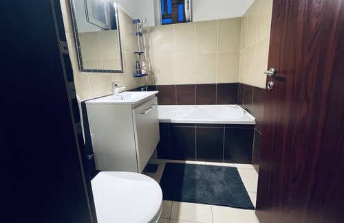 Old City Apartment | Central Apartments - just 600 metres of Old town, free parking.