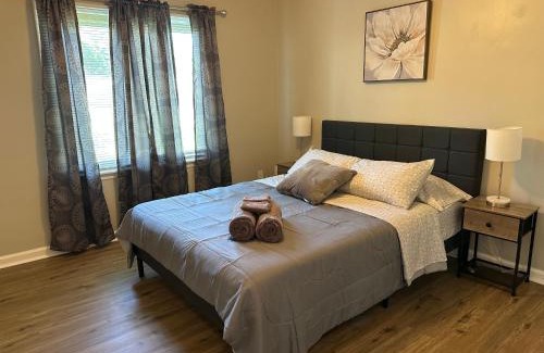 Evansville Apartment | Central Chic on Washington