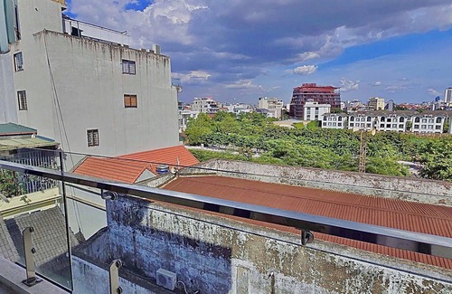Nhat Tan Apartment | Central Hanoi Apartment, Family-Friendly, Walk to Lake
