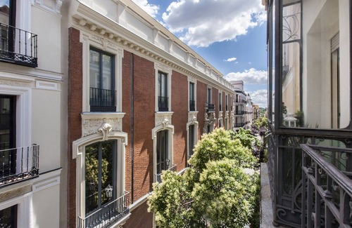 Huertas Apartment | Central Madrid. Barrio Letras, Walking distance to Museums, Plazas and GranVia