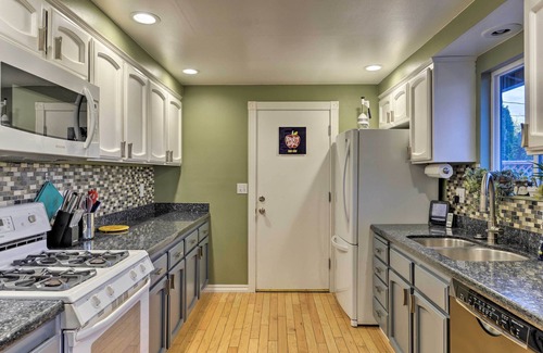 Medford House | Central Medford Family Retreat w/Large Yard!