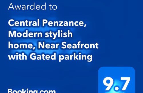 Chysauster House | Central Penzance, Modern stylish home, Near Seafront with Gated parking
