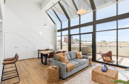 Northbridge Apartment | Central Perth city penthouse apt in Northbridge