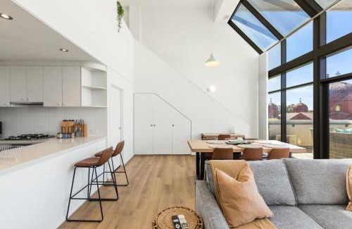Northbridge Apartment | Central Perth city penthouse apt in Northbridge