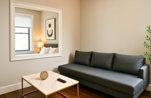 Southwark Apartment | Central Philly Spot | 2BD Apt | 4 Inviting Beds
