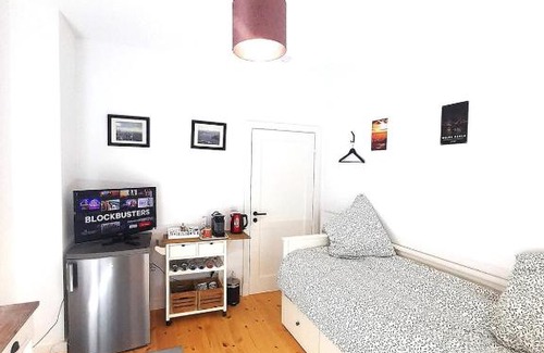 Marienthal Apartment | Central Private Cozy Room w own entrance, Spacious Bathroom, on-site parking