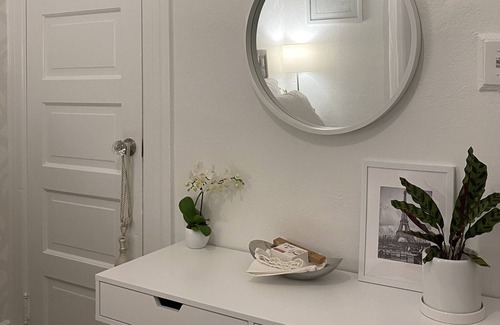 Nob Hill Condo | Central San Francisco Guest Room in Condo