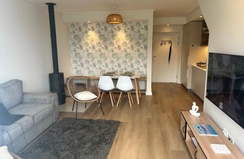 Hermanus City-Centre Apartment | Central Town Duplex with Pool, BBQ & Mountain View