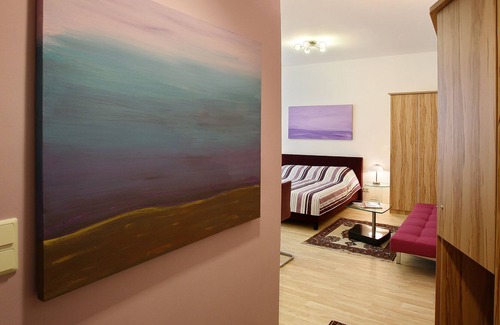 Wieden Apartment | Central Vienna Explorer's Hub