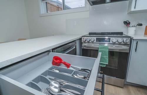 Edmonton House | Central YEG Family Friendly Home