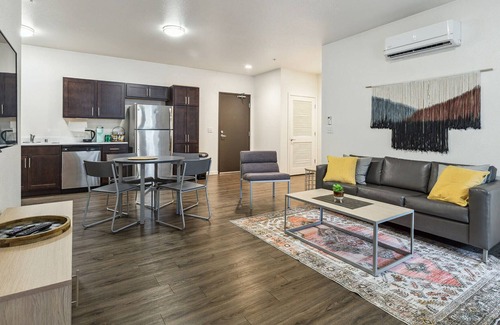 Chico Apartment | Centrally Located 2BR Unit Near CSUC + Pool