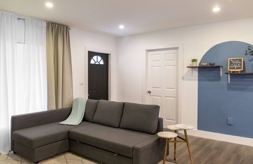 West Little River House | Centrally Located - Family Friendly
