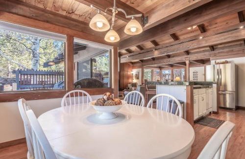 Tahoe Tavern House | Centrally Located Tahoe Taverns Condo, Close to Tahoe City & Skiing at Alpine and OV!