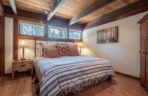 Tahoe Tavern House | Centrally Located Tahoe Taverns Condo, Close to Tahoe City & Skiing at Alpine and OV!