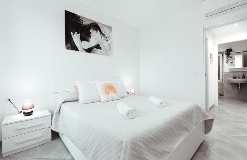 San Fruttuoso Apartment | Centro Città - 200m Stazione Ferroviaria