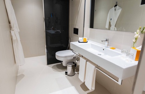 Amman Hotel | Centro Mada Amman By Rotana