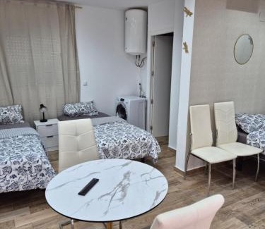 Campoamor Apartment | CENTRUM F