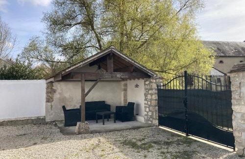 Cepoy House | Cepoy