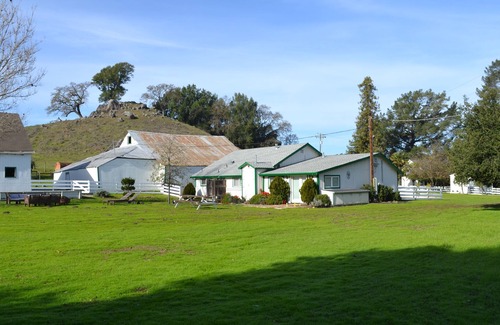 Petaluma Cottage | Cerro Pampa Polo Ranch 4 Countryside Cottages