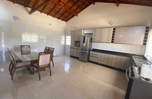 Mairinque House | Chácara c piscina e churrasqueira em Mairinque/SP