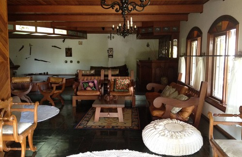 Mairinque House | Chácara Cond.Porta do Sol, near S.Paulo (40 min.), Km 63.5 of Rod.Castelo Branco