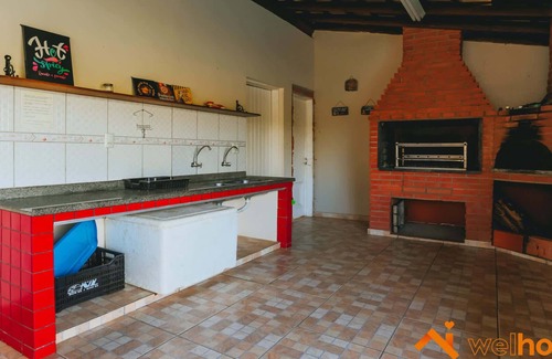 Joanopolis House | Chácara em Joanópolis com deck e acesso a represa
