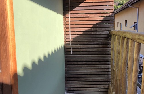 Maresias Ski Chalet | Chalé Aconchegante em Maresias- Próx Praia e Centro