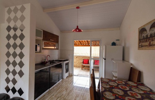 Mairinque Ski Chalet | Chalé bem equipado com lazer em cond. fechado