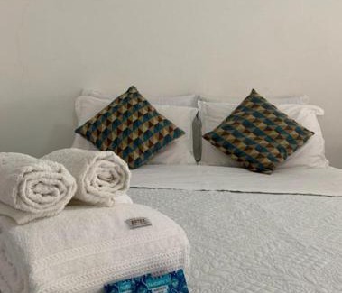 Itanhaem House | Chalé com Varanda Grande e Terraço Vista Mar