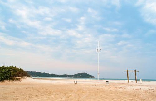 Palhoca Ski Chalet | Chale romantico em Praia do Mar Aberto, Palhoca SC