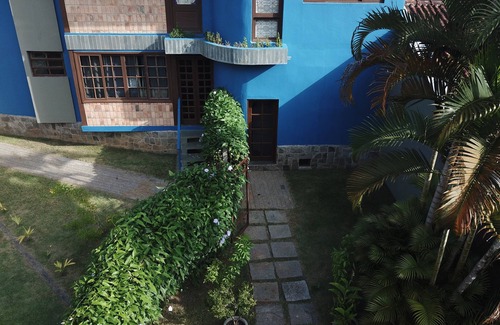 Praia da Enseada Ski Chalet | CHALE TERREO 230 METERS FROM THE BEACH OF THE ENSEADA and 3 MINUTES FROM THE SAND.