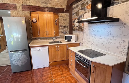 Lumbreras Cottage | Chaleco tourist house in Sierra Cebollera with private terrace.