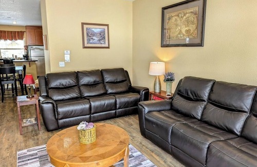 Government Camp Ski Chalet | Chalet 135 at the Official Collins Lake Resort