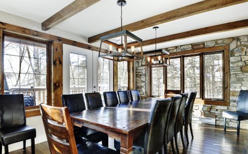 Stoneham Ski Chalet | Chalet 24 Chemin des Skieurs