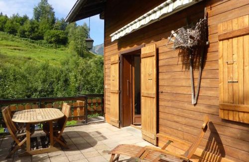 Beaufort Ski Chalet | Chalet 3* à Arêches, 100m², 8 pers, 4 ch, Pied des Pistes, Cheminée, Terrasse, Wifi - FR-1-342-246