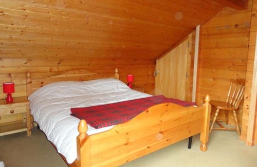 Les Carroz-d'Araches Ski Chalet | Chalet 3 Chambres 8 Pers, 800m Pistes, Parking Couvert, Poêle à Bois, Quartier Calme - FR-1-572-224