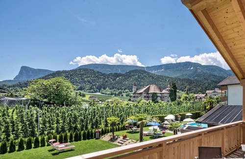 Tesimo Ski Chalet | Chalet '4 55m²' with Mountain View, Shared Pool and Wi-Fi
