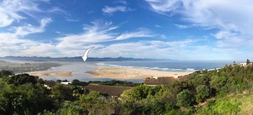 Plettenberg Bay House | Chalet 40 Plettenberg Bay A tranquil location with beach access in large grounds ideal for families