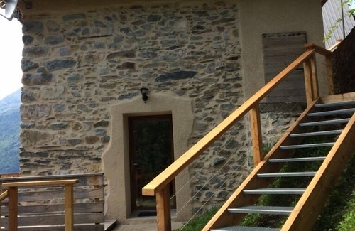 Oz-en-Oisans Ski Chalet | Chalet 6/8 people, Oz en oisans close to the Alpe d'Huez ideal ski, hiking