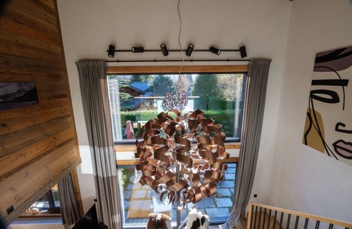 Les Tines Ski Chalet | Chalet 8 Etoiles newly constructed with spectacular views of Mt Blanc
