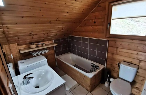 Reallon Ski Chalet | Chalet Aiguilles - Chalets for 8 People