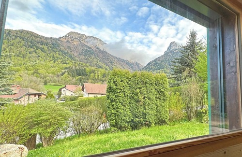 Alex Ski Chalet | ⁂ Chalet Alizée · Nature, lake and mountains ⁂