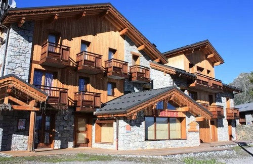 Les Eucherts Apartment | Chalet Altitude - Chalet Résidence Le Refuge * - 5 Room Apartment 8/10 People