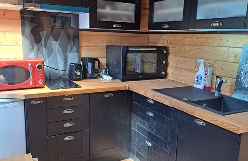 Chevilly-Larue Ski Chalet | Chalet and straw hut under the stars metro 14 L'Haÿ-les-Roses