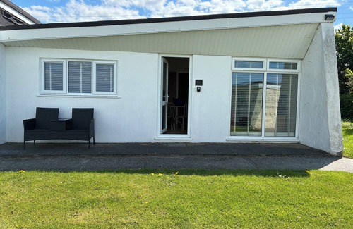 Widemouth Bay Ski Chalet | Chalet at Widemouth Bay Holiday Village, Widemouth Bay, Bude, North Cornwall
