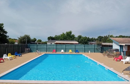 Gujan-Mestras Ski Chalet | Chalet avec piscine à 150 mètres de la plage