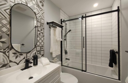 Orford Condo | Chalet Aventure Orford - Cozy condo in beautiful Orford - WiFi, AC, fireplace