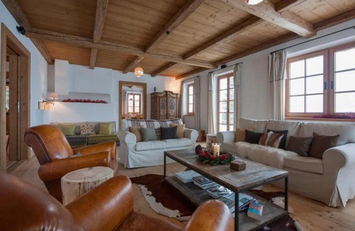 Pettneu am Arlberg House | Chalet Baker Vacation Home